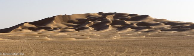 In der Rub al-Khali, dem größten Sandkasten der Welt.