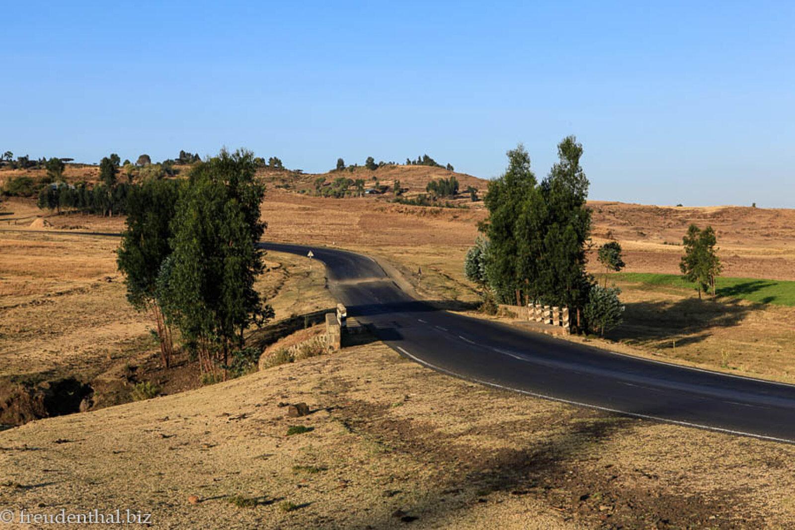 Straße und Felder in der Amhara-Region, Äthiopien