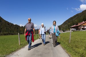 Hans-Werner, Marlis und Anne auf dem Weg zum Christlessee
