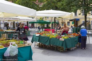 Auf dem Zentralmarkt von Ljubljana
