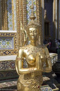 der Apsarasi im Wat Phra Kaeo
