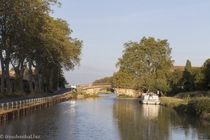 die Bogenbrücke von Ventenac - Canal du Midi