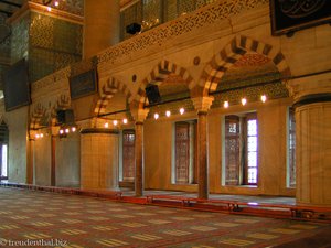 Gebetsraum in der Sultan-Ahmed-Moschee