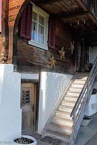 Aufgang ins Haus bei der St. Martins-Kapelle