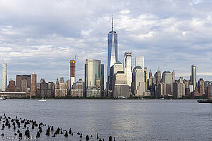 Skyline von Lower Manhattan von Newport aus