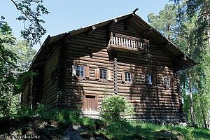 eines der größten Wohngebäude im Freilichtmuseum bei Helsinki