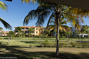 Ausblick von unserer Terrasse auf das Hotel Brisas