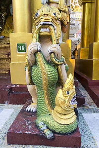 Nat in der Shwedagon-Pagode von Yangon