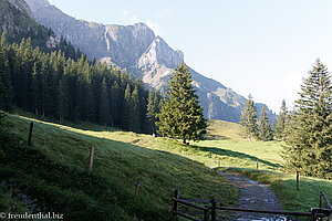 Wanderung auf dem Heitertannliweg