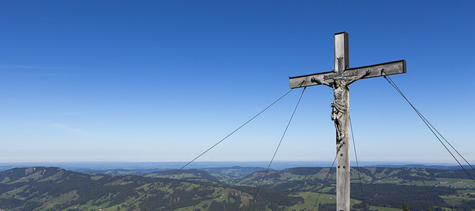 Gipfelkreuz auf dem Immenstädter Horn über dem Allgäu