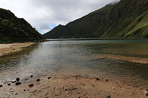 Blick über den Kratersee Lagoa do Fogo