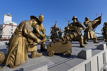 Hansan Daecheop mit dem Panokseon Schiff