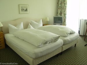 gemütliches Bett in der Pension Tannenberg von Bad Tölz