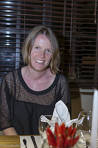 Anne beim Abendessen im Hotel Monasterio von San Agustín