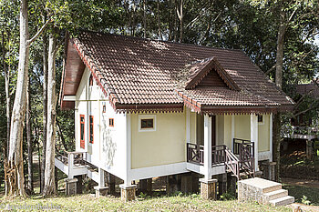 Wohnhütte beim Baan E-Tu Waterfall Resort