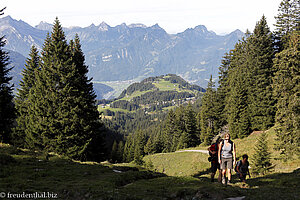 Wanderung auf den Leistchamm mit Blick auf das Säntis-Massiv