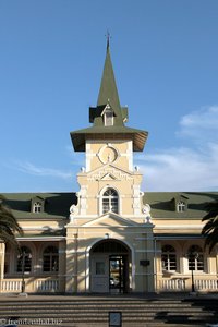 Turm des Bahnhofsgebäudes
