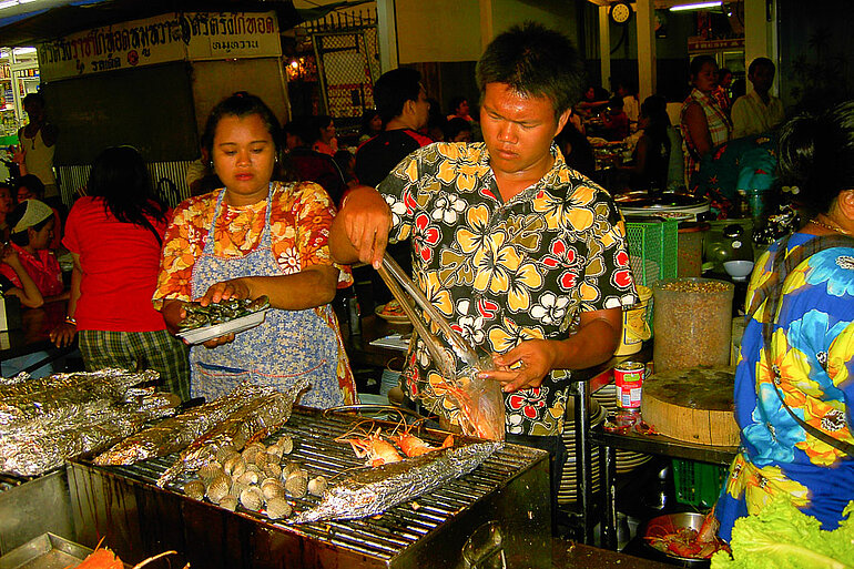 Wer mag Fisch vom Grill? - Nachtmarkt Hua Hin