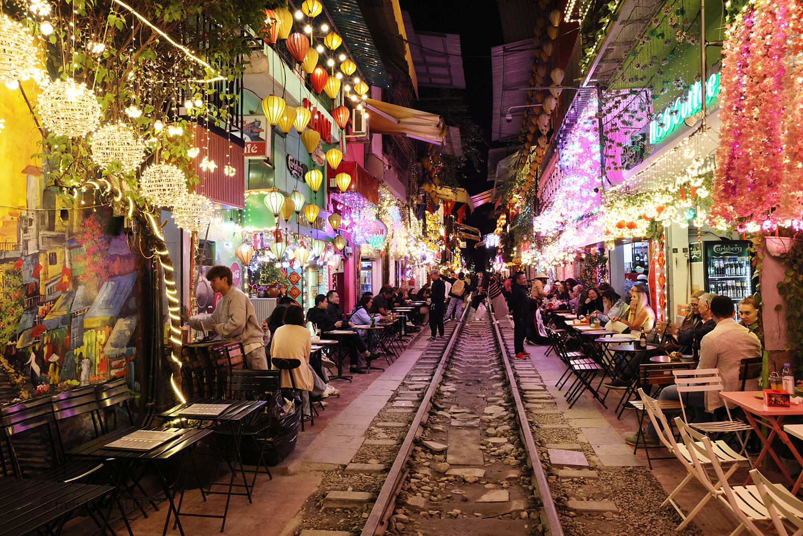 Eindrücke von der Hanoi Train Street in Hanoi, Vietnam