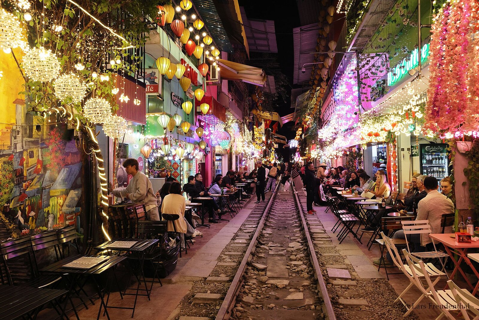 Eindrücke von der Hanoi Train Street in Hanoi, Vietnam