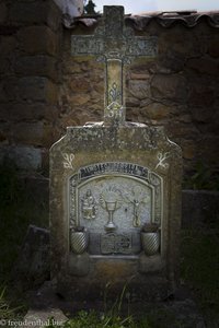 Grab auf dem Friedhof des Klosters von Santo Ecce-Homo