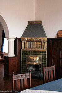 alter Kamin in Duwisib Castle