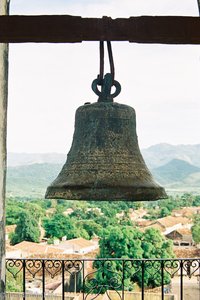Glocke auf dem Museumsturm von Trinidad