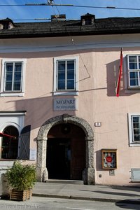 Eingang in Mozarts Wohnhaus
