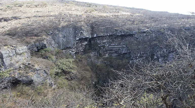 die Einsturzdoline von Shatat – Shaat im Oman