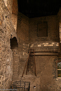 am Ende der Goldenen Gasse kommt man in den Folterturm der Burg Hradschin