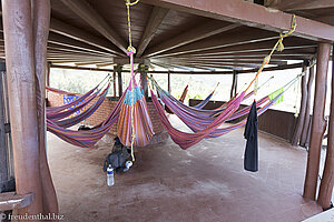 Hängematten im Pavillon des Cabo San Juan del Guia - Tayrona