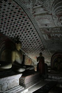 Deckenmalerei im Höhlentempel von Dambulla