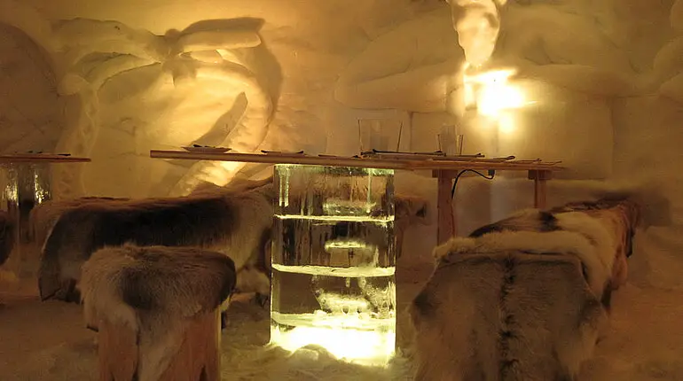 Restaurant der Iglu Lodge von Oberstdorf