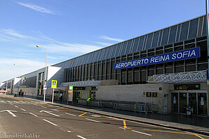 Eingang zum Flughafen Teneriffa Süd