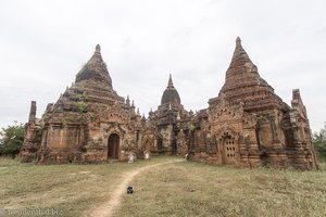 Tempelfeld mit Bauwerken rund um den Winido Tempel