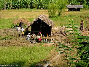 Edelsteingrube bei Ratnapura auf Sri Lanka