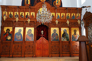 Eine aufwendige Ikonostase in der Wallfahrtskirche Agios Georgios