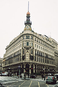 Spanische Bank auf der Gran Via