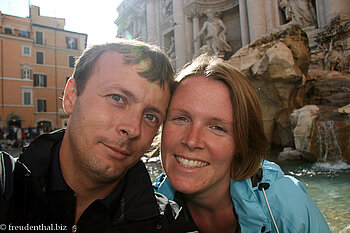 Lars und Annette beim Trevibrunnen