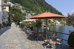 Das Hotel Cannero ist direkt am See gelegen