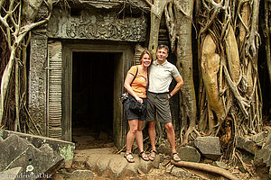 Ta Prohm - Urwaldtempel mit uns davor