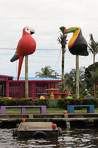 Los Pajaros Park und das Wahrzeichen von Tortuguero