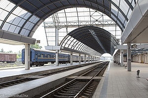 bei den verwaisten Gleisen im Bahnhof von Chisinau