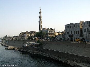 das Minarett der Moschee von Esna