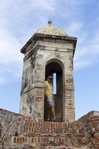 Cilfredo bei einer der Vedetten des Castillo San Felipe von Cartagena