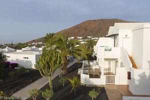 Blick von unserem Balkon zum Vulkan Montaña Roja
