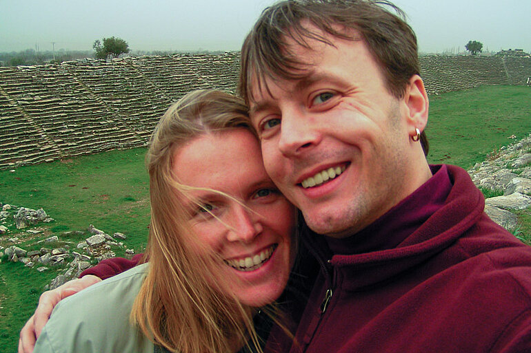 Anne und Lars im antiken Stadion von Aphrodisias