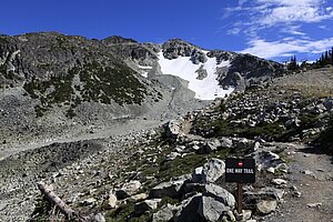 Rest des Gletschers in der Blackcomb Bowl