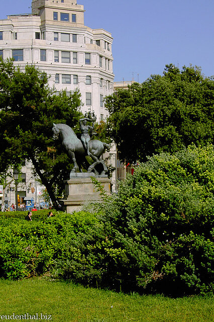 Grünflächen auf der Plaça de Catalunya