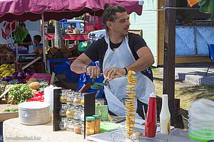 Kartoffelscheiben auf dem Markt von Saint-Pierre